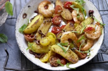 Potato and prawn pan-fry