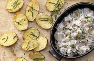 Baked potatoes with rosemary Baked potatoes with rosemary
