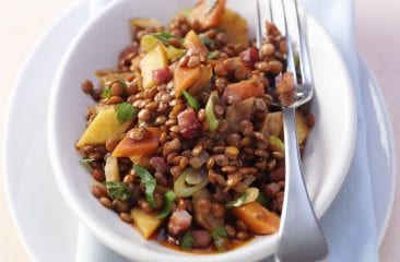 Lentil salad with vegetables