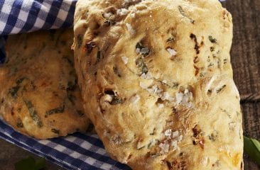 Tomato and wild garlic bread