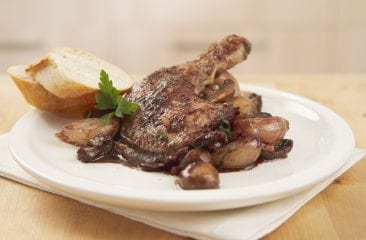 Spice chicken with mushrooms