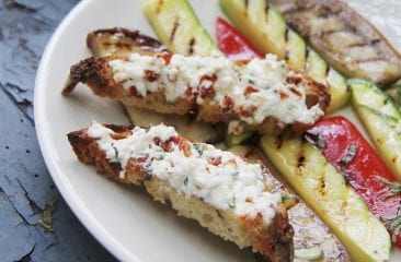 Grilled vegetables with goat’s cheese toasts Grilled vegetables with goat’s cheese toasts