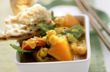 Curried vegetables with flatbread