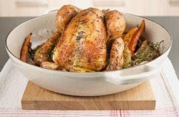 Chicken with rosemary and roasted vegetables Chicken with rosemary and roasted vegetables