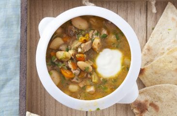 Chili con carne with pork and white beans