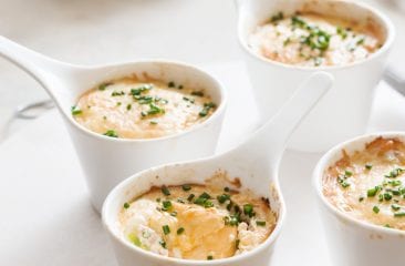 Baked scrambled eggs with salmon and chives Baked scrambled eggs with salmon and chives