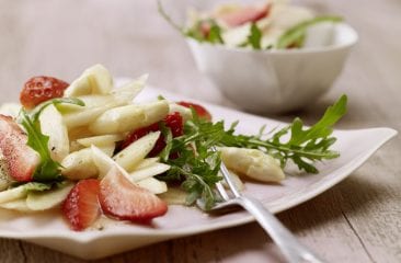 Asparagus and strawberry salad