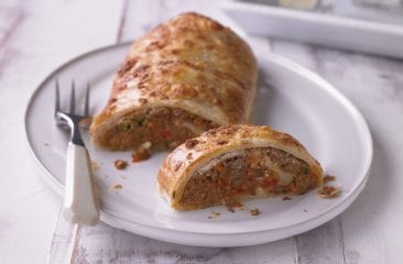 Minced strudel with mozzarella Minced strudel with mozzarella