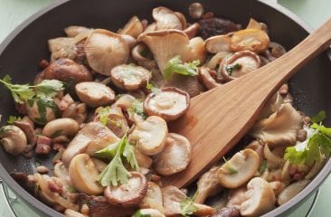 Mushroom pan with three mushroom variations and bacon Mushroom pan with three mushroom variations and bacon