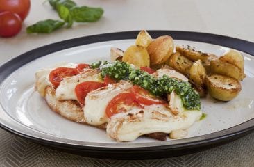 Grilled turkey escalope with roast potatoes Grilled turkey escalope with roast potatoes