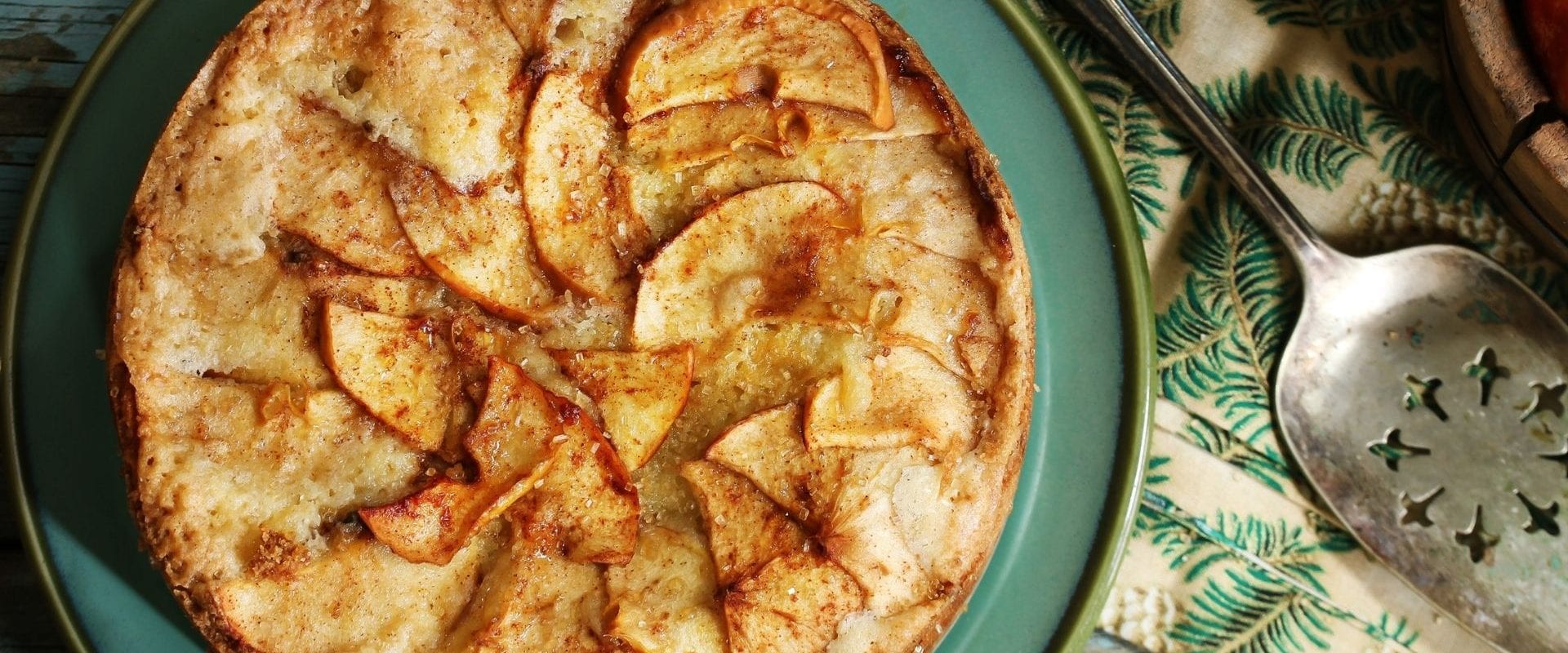 Vegan Apple Cake
