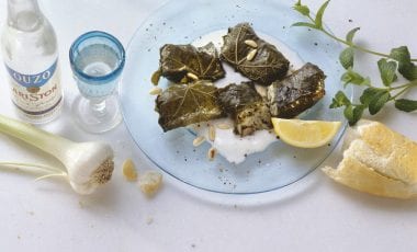 Dolmades with tzatziki sauce Dolmades with tzatziki sauce