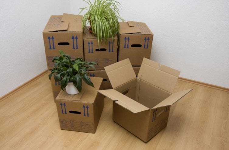 How to move refrigerators and freezers