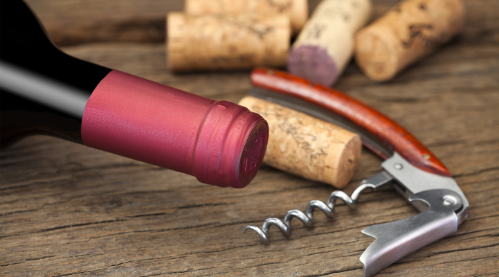 Screw top or cork: which is best for wine bottle closure?