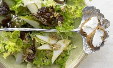 French salad with pear