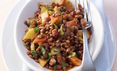Lentil salad with vegetables