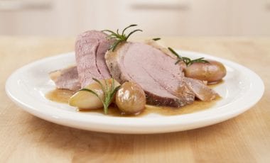 Roast leg of lamb with gravy
