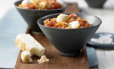 Tomato ragu with mozzarella Tomato ragu with mozzarella