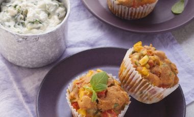 Spicy muffins with peppers and courgettes