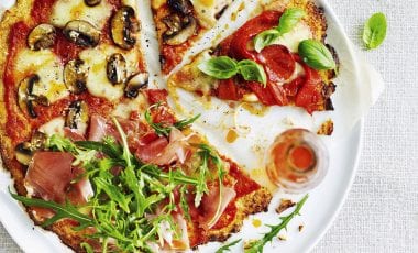 Pizza with cauliflower crust Pizza with cauliflower crust
