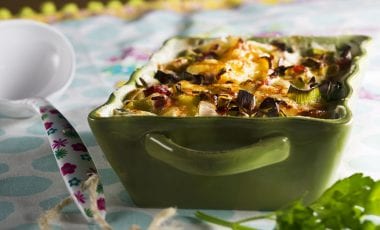 Potato gratin with leek and ham