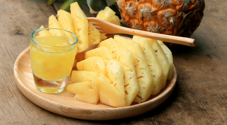 Pineapple and slices