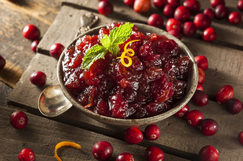 lingonberries-and-cranberries-freshmagazine