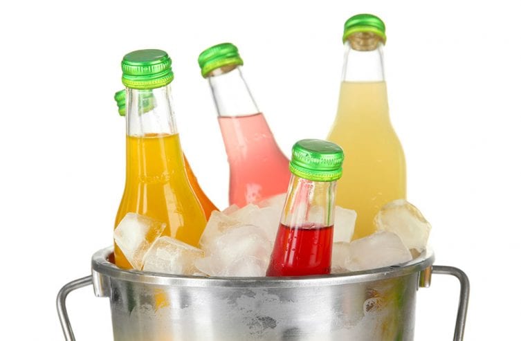 How To Keep Your Drinks Cold On A Day Out - FreshMAGAZINE