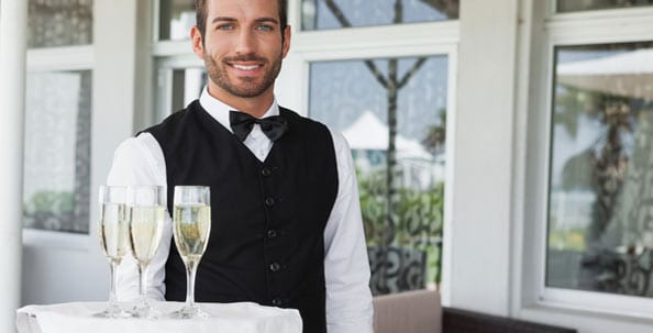 10 професионални съвета за сервиране на пенливи вина и Шампанско