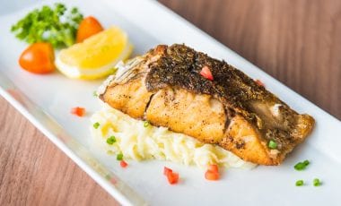 Лавракът – вкусното черноморско изкушение [+рецепти]