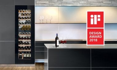 Vitrina de vinuri Liebherr EWTgb 3583 câștigă iF Design Award