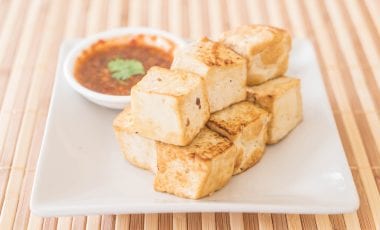 Tofu-o alternativă populară  în loc de carne