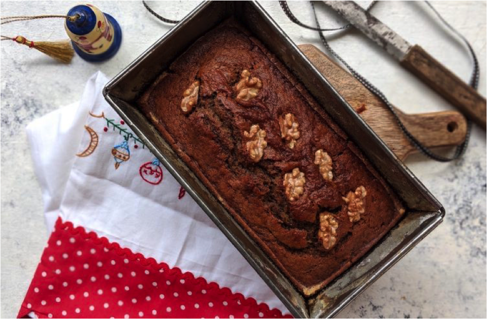 Tarta de dátiles y nueces. Perfecta para acompañar tus meriendas en casa. -  FreshMAG