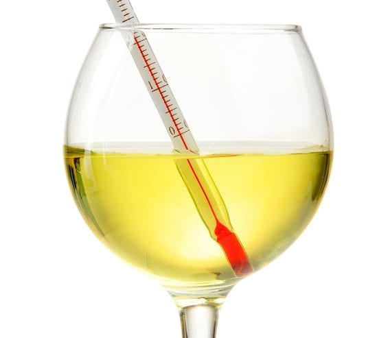 Les astuces pour rafraîchir son vin blanc