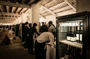 Liebherr insieme al Gruppo Meregalli per l’evento 100vini Roma Liebherr insieme al Gruppo Meregalli per l’evento 100vini Roma