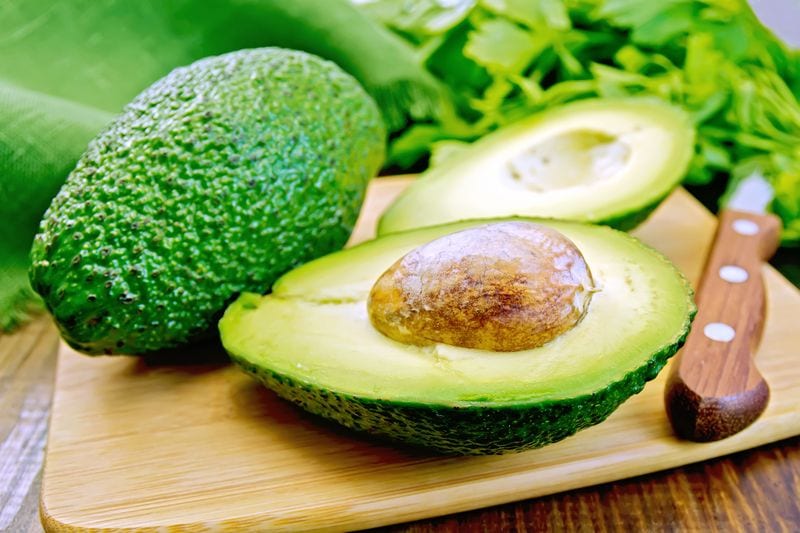 Avocado: il frutto "burroso" che fa bene alla salute ...