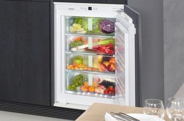 Von Kopf bis Fuß BioFresh: IB 1650 hält Ihre Lebensmittel frisch. Von Kopf bis Fuß BioFresh: IB 1650 hält Ihre Lebensmittel frisch.