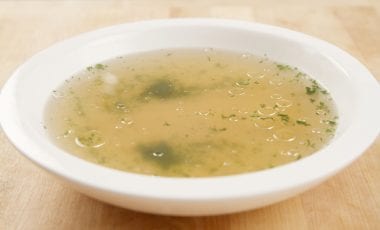 Hühnerbrühe Hühnerbrühe