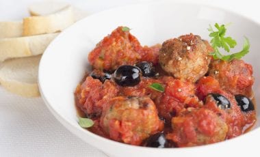 Hackfleischkugeln mit Tomatensauce Hackfleischkugeln mit Tomatensauce