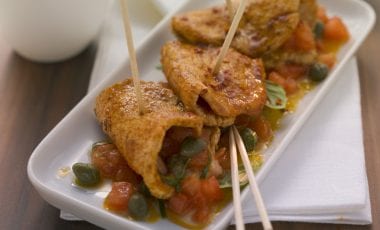 Pikantes Schweinefleisch mit Tomatensalsa