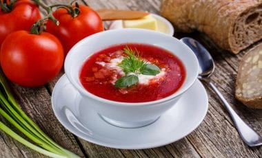Vegetarischer Borschtsch (Rote-Bete-Suppe)