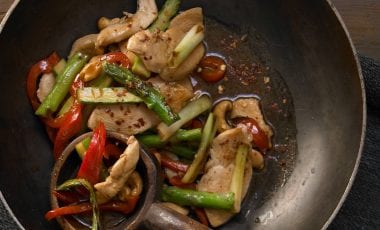 Hähnchenpfanne mit Spargel Hähnchenpfanne mit Spargel