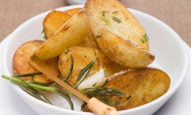 Gebackene Rosmarinkartoffeln Gebackene Rosmarinkartoffeln