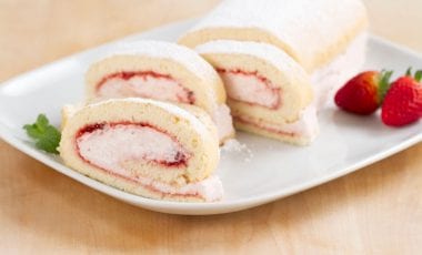 Erdbeer-Sahne-Rolle Erdbeer-Sahne-Rolle