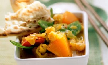Currygemüse mit Fladenbrot Currygemüse mit Fladenbrot
