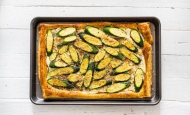 Zucchini-Tarte mit Dukkah Zucchini-Tarte mit Dukkah
