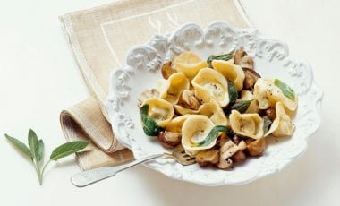 Nudeln gefüllt mit Kartoffeln und Speck Nudeln gefüllt mit Kartoffeln und Speck