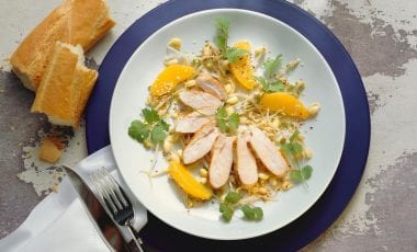 Hähnchen mit Sprossensalat Hähnchen mit Sprossensalat