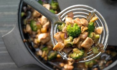 Aromatische Hähnchen-Brokkoli-Pfanne Aromatische Hähnchen-Brokkoli-Pfanne