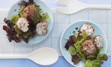 Pfeffrige Frischkäsebällchen Pfeffrige Frischkäsebällchen